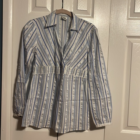 Motherhood Maternity V neck long sleeve shirt size Small - Picture 2 of 8